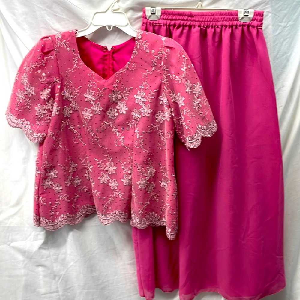 Creative touch vintage 2piece skirt suit made in USA ladies sz M